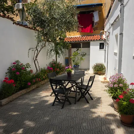 Oasis Garden Tirana